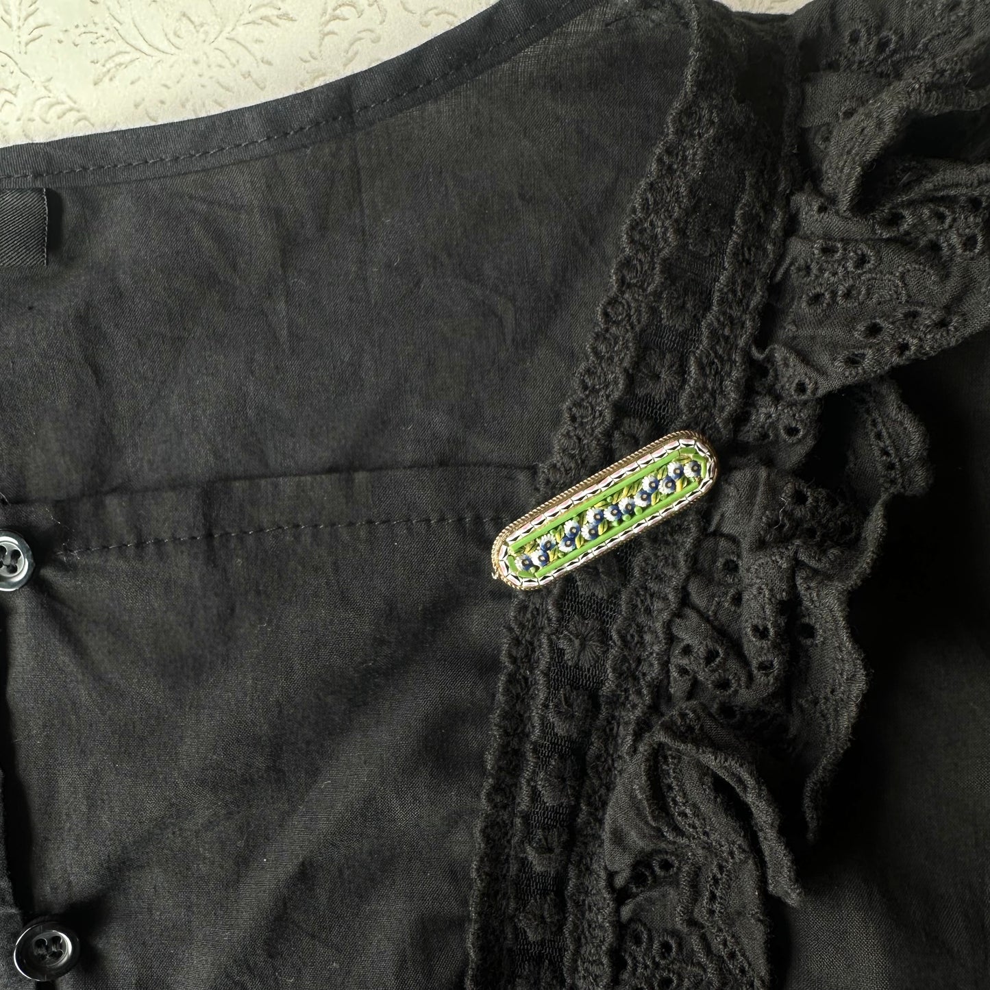 マイクロモザイク バーブローチ