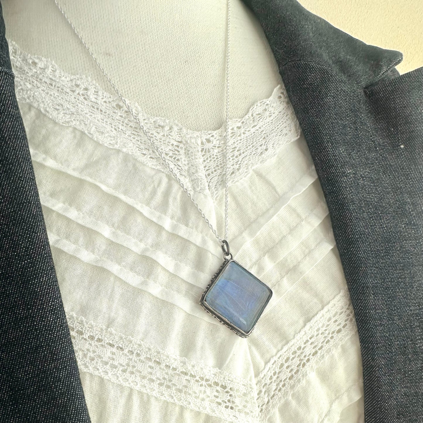 バタフライウィング スクエア ペンダントトップ