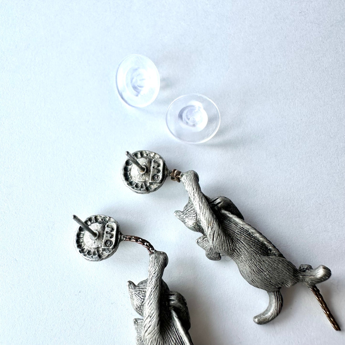 毛糸と猫 ヴィンテージピアス