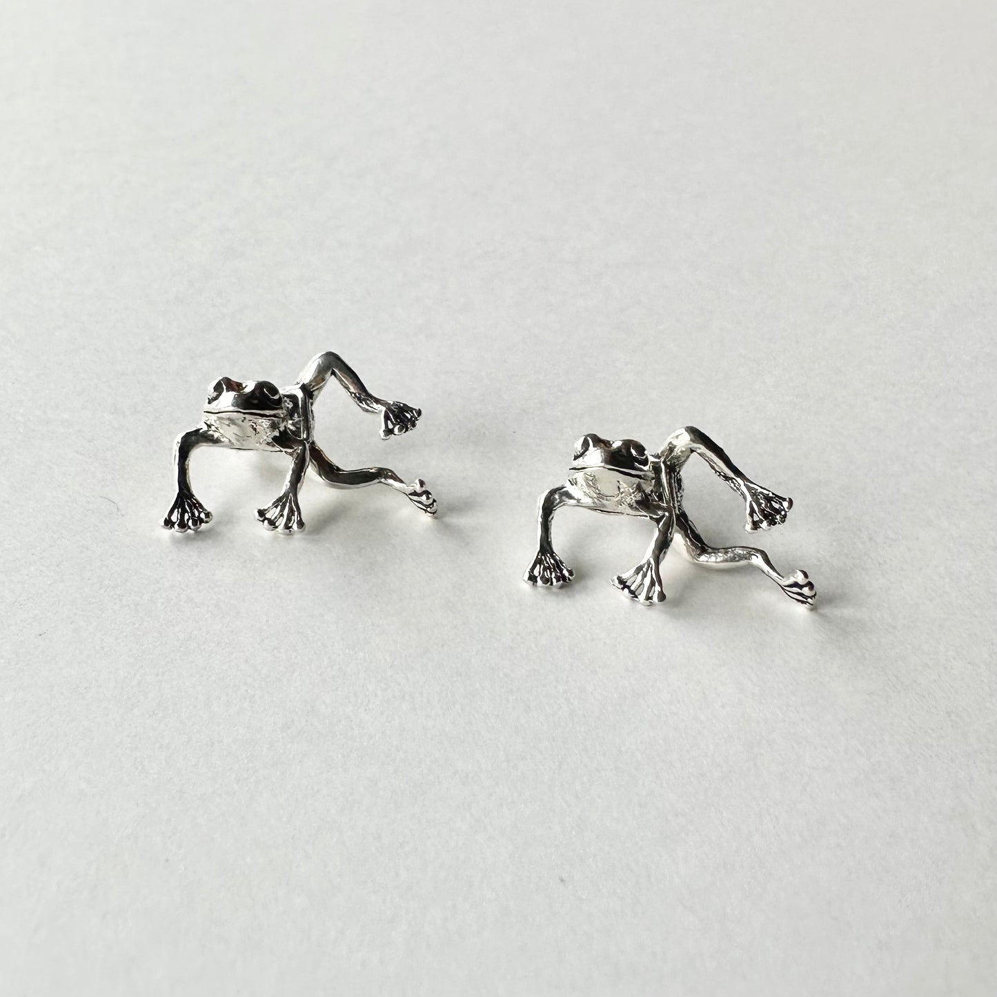 ヴィンテージシルバーピアス フロッグ
