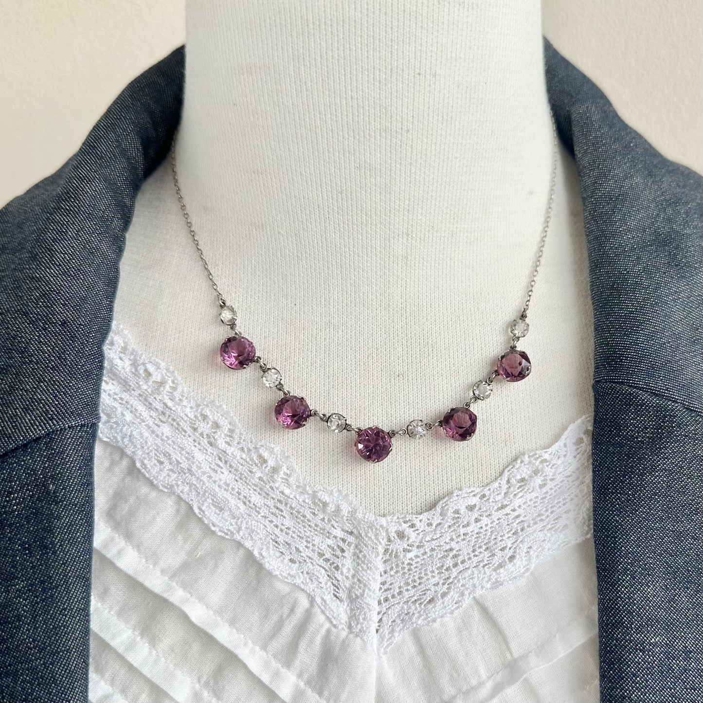 アメジストカラーグラス ベゼルセッティング ネックレス