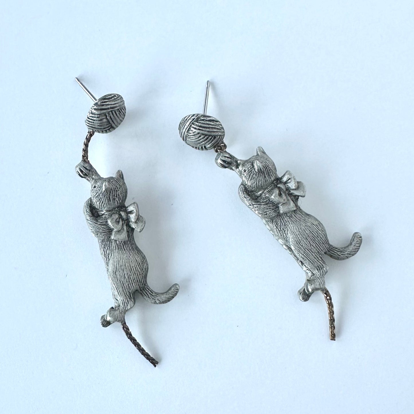 毛糸と猫 ヴィンテージピアス
