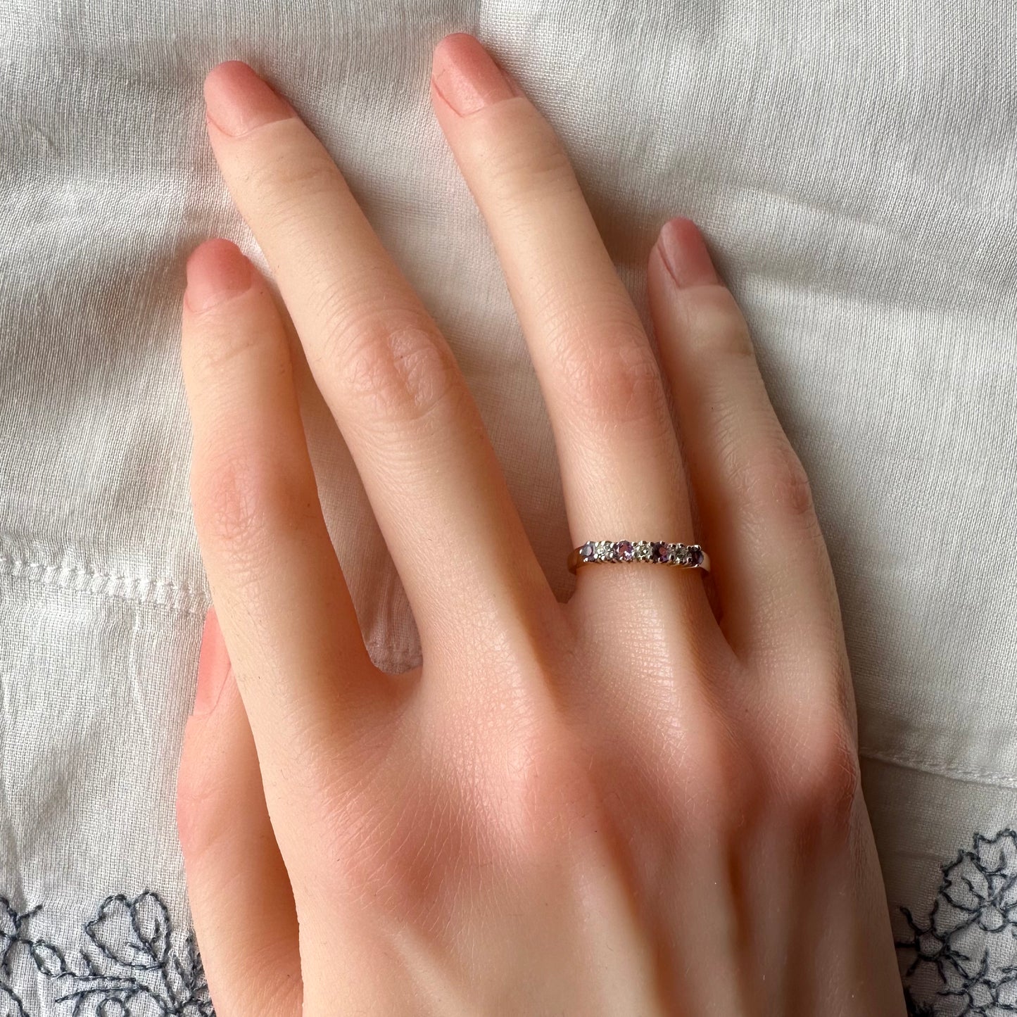 9ctゴールド ダイヤモンド&アメジスト ハーフエタニティリング 2000年 ロンドン 12号(鑑別書付)