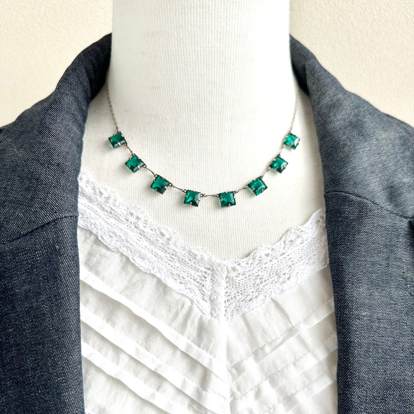 アールデコ エメラルドグリーンカラーグラス ネックレス