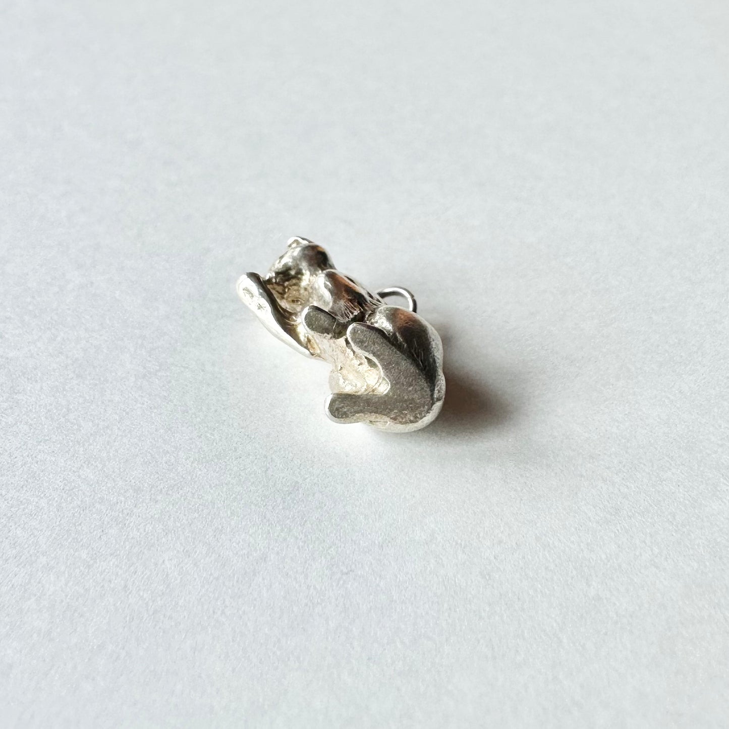 ヴィンテージシルバーチャーム キャット