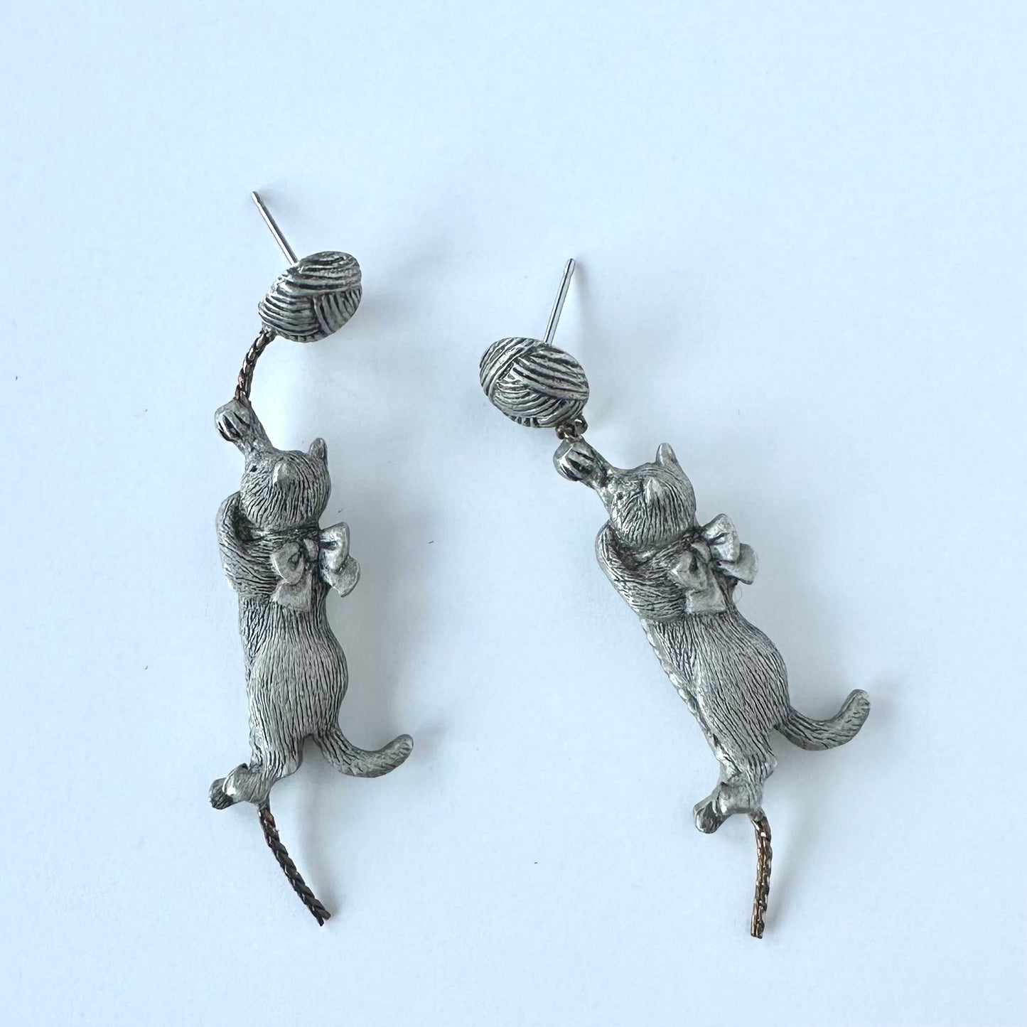 毛糸と猫 ヴィンテージピアス