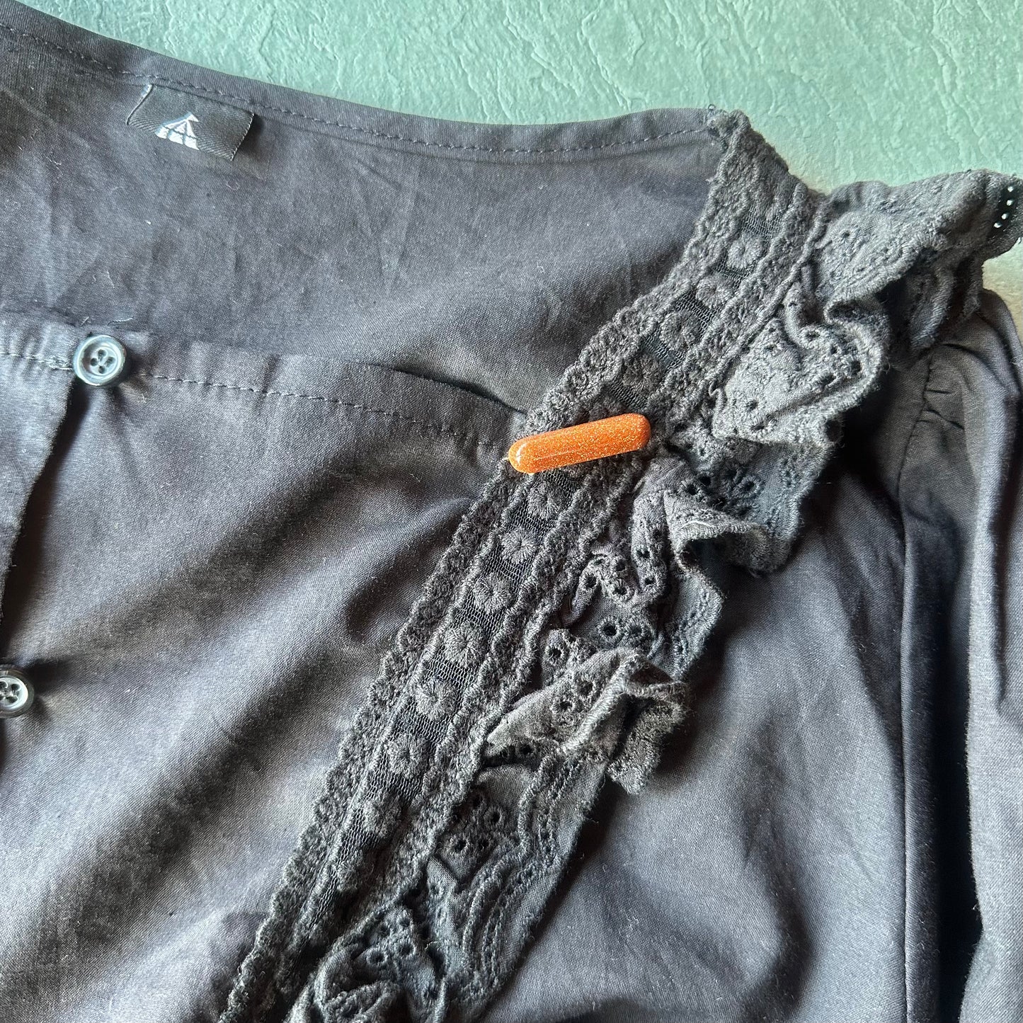 ヴィクトリアン ゴールドストーン ミニブローチ