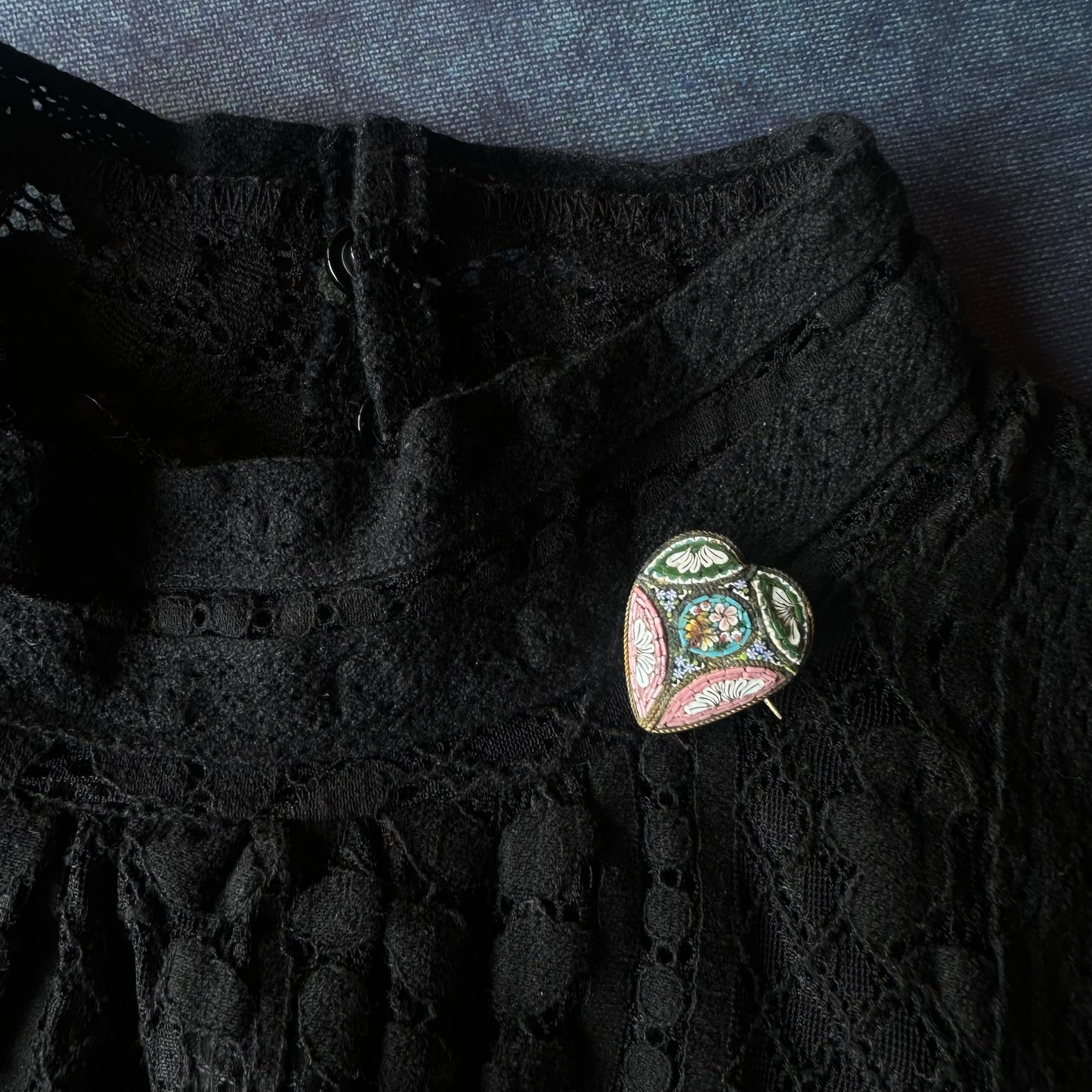 マイクロモザイク ハート アンティークブローチ