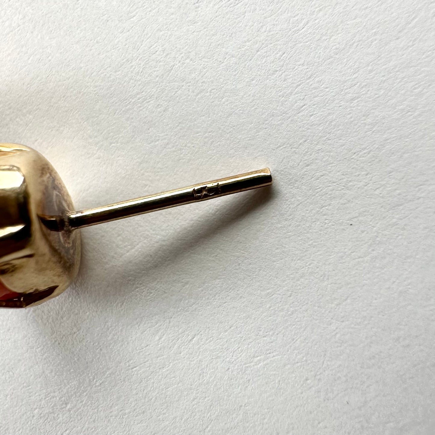 9ctゴールド シェルカメオ タイニーピアス