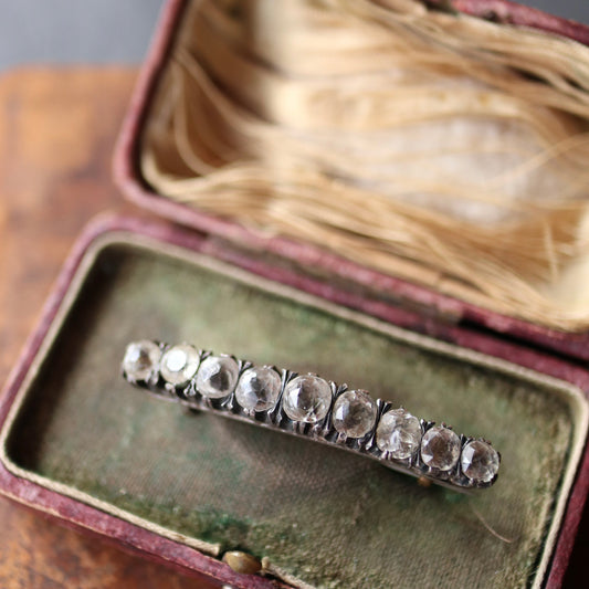 ブラックドットペースト バーブローチ