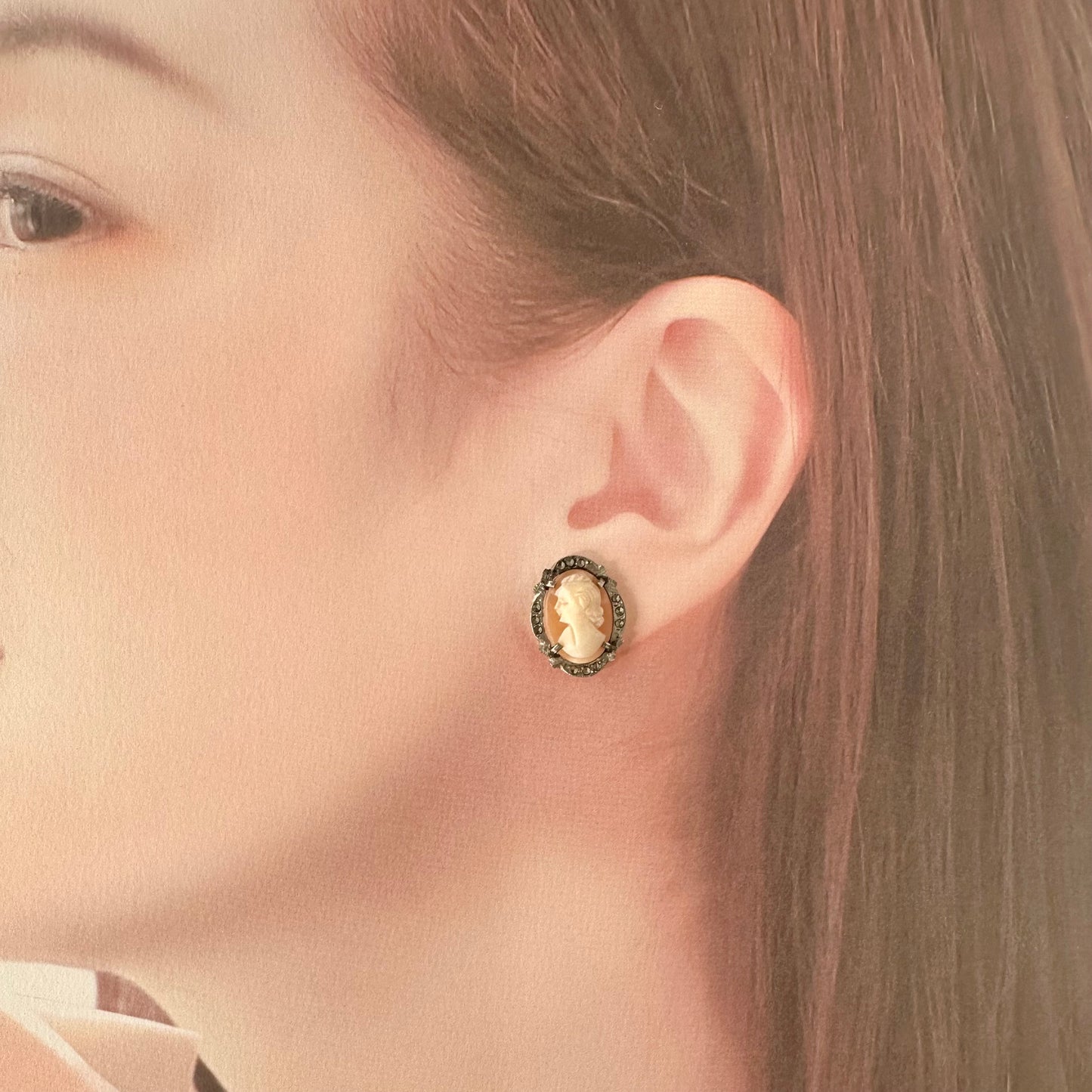 シェルカメオ&マーカサイト ヴィンテージピアス