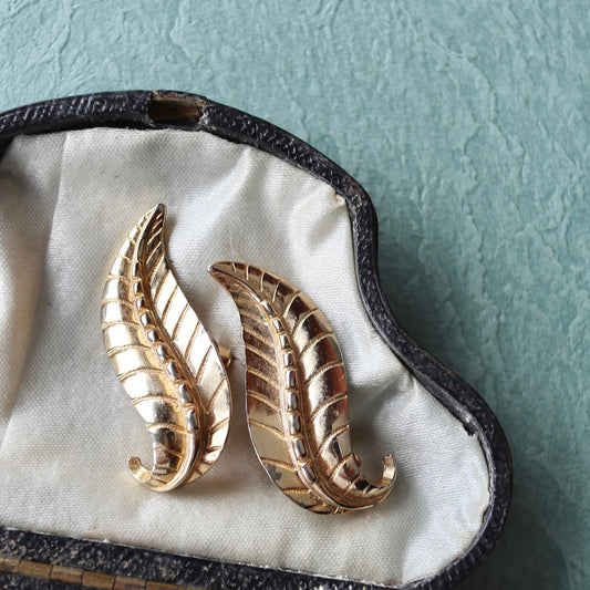 Sarah Coventry リーフ イヤリング