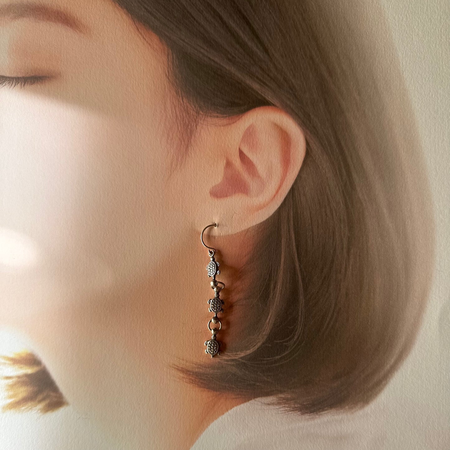 ヴィンテージ タートル ドロップピアス