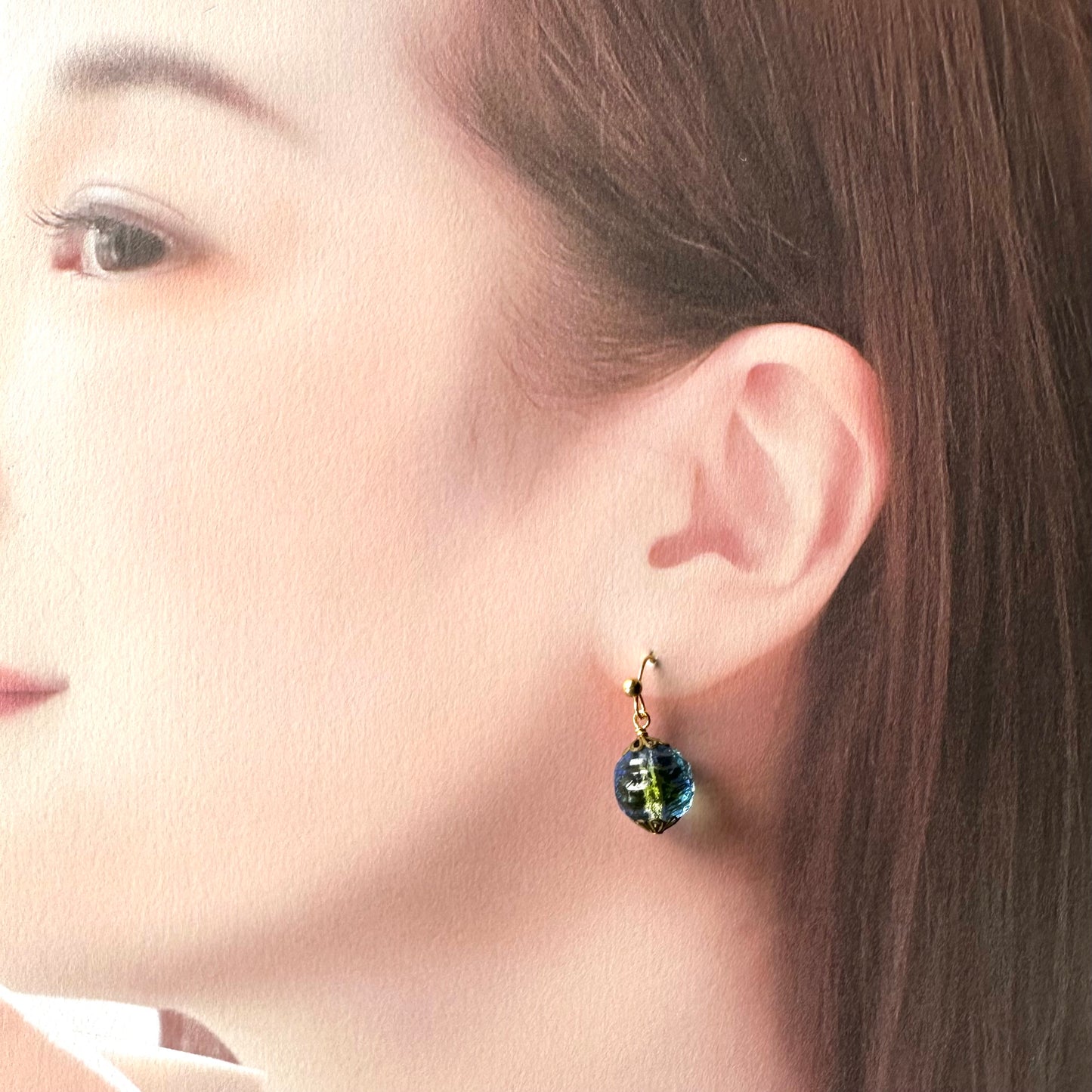 バイカラー アンティークビーズ ピアス