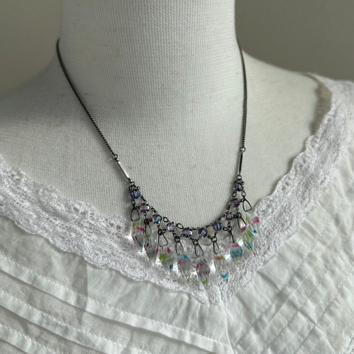 アイリスグラス ドロップネックレス