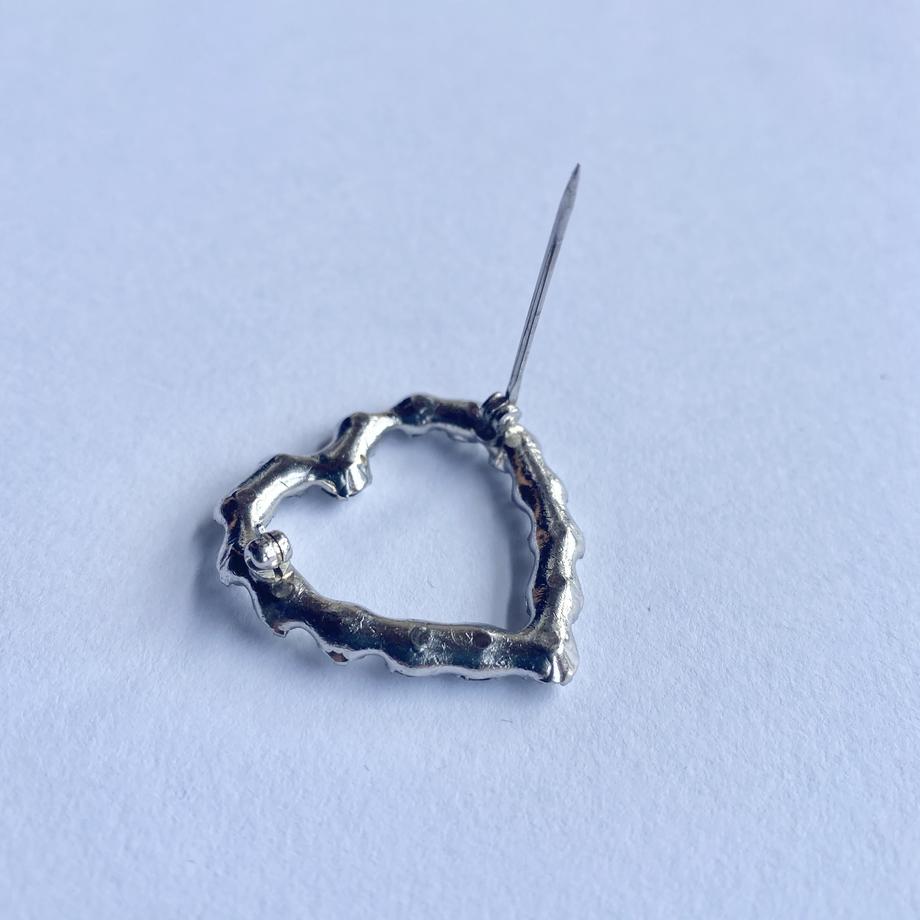 クリアグラス ハート ブローチ