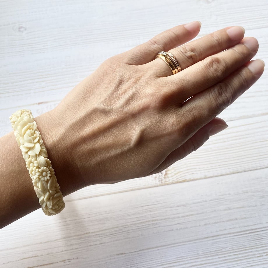 セルロイド フラワーバングル