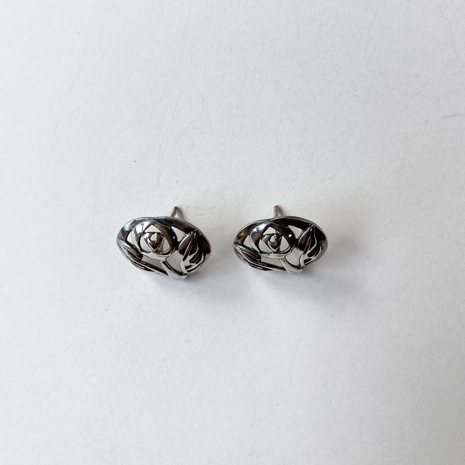 KIT HEATH マッキントッシュスタイル ピアス