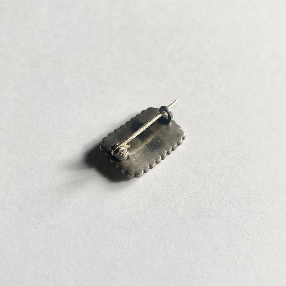 グリーンエナメル レースピン