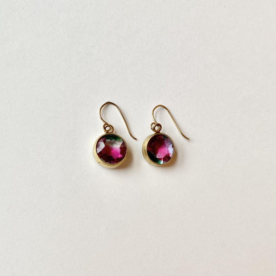 ベゼルセット アイリスグラス ピアス