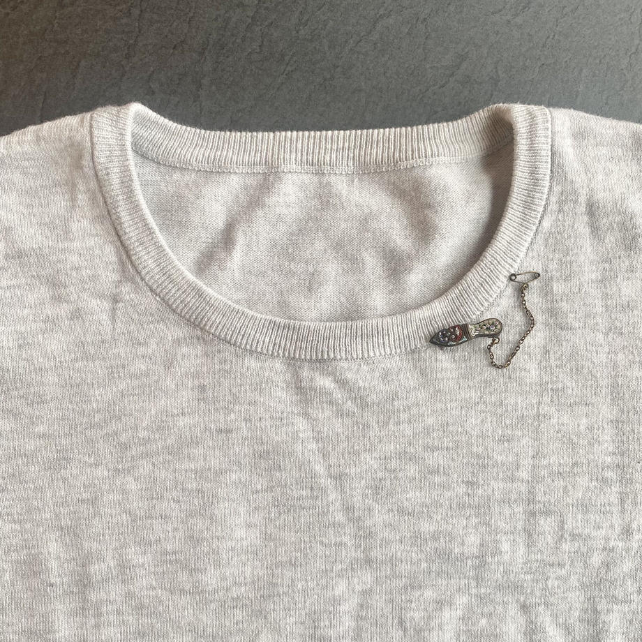 マイクロモザイク バブーシュ ブローチ