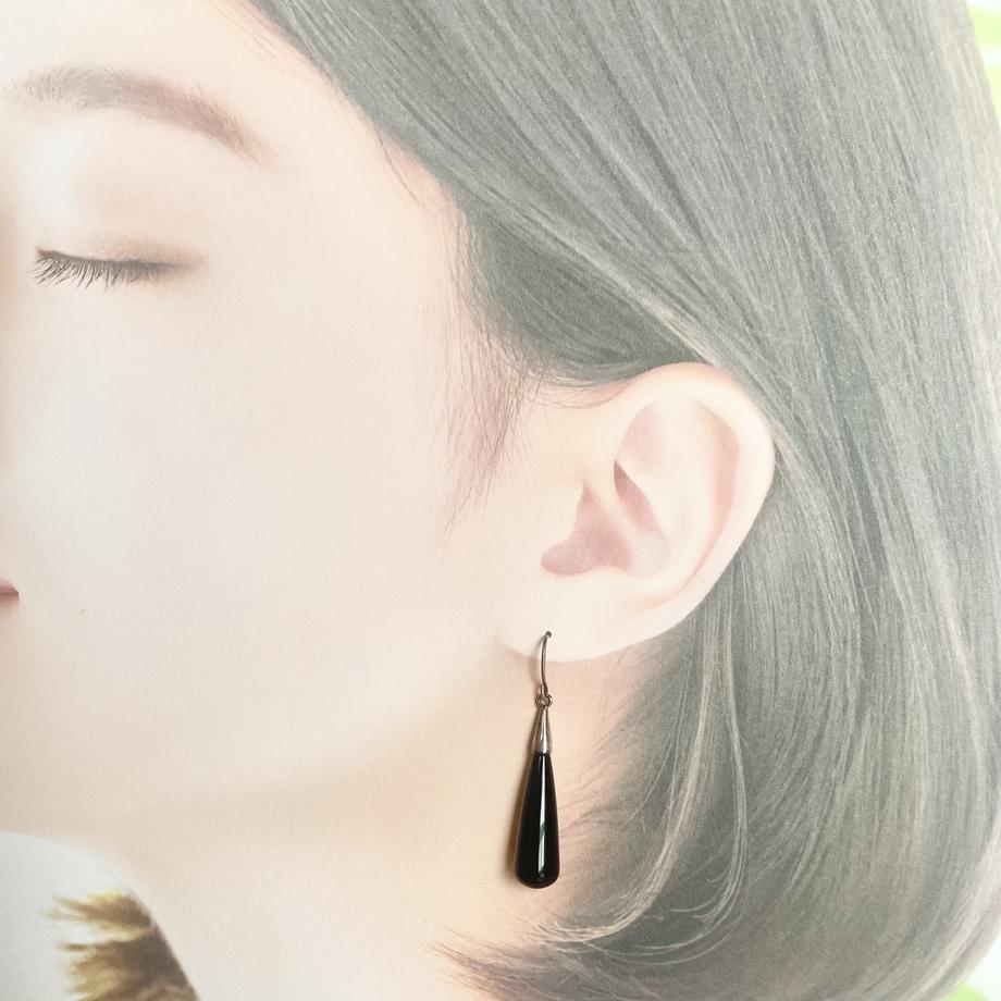 ブラックカルセドニー ピアス(ソーティングメモ付)