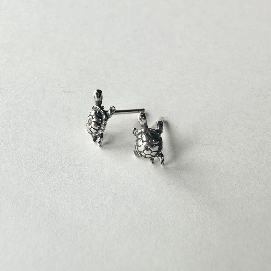 ヴィンテージ タートル ピアス