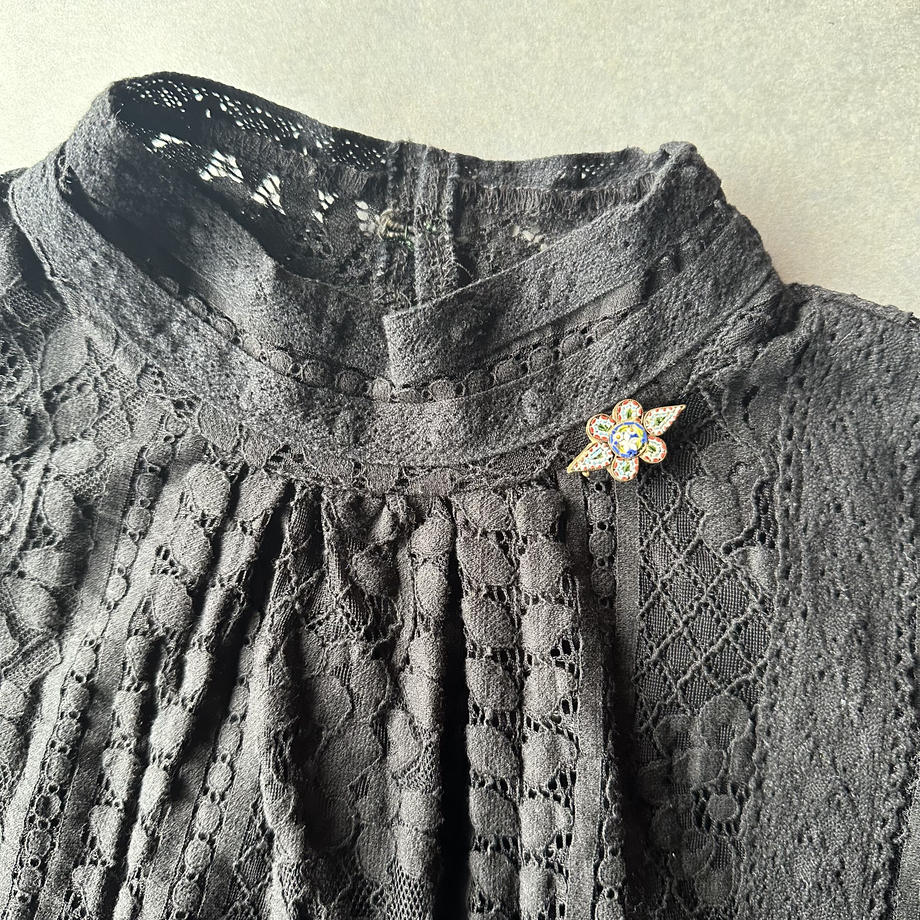 マイクロモザイク マーガレット ブローチ