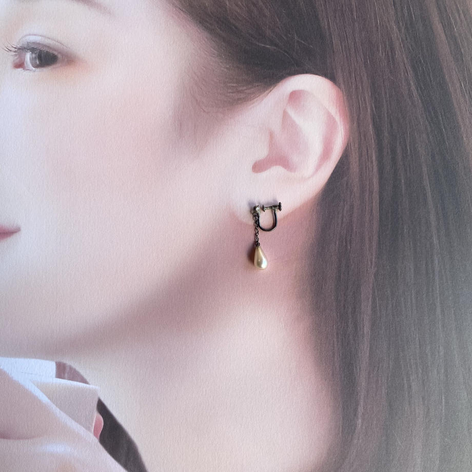 ドロップ シミュレーテッドパール イヤリング