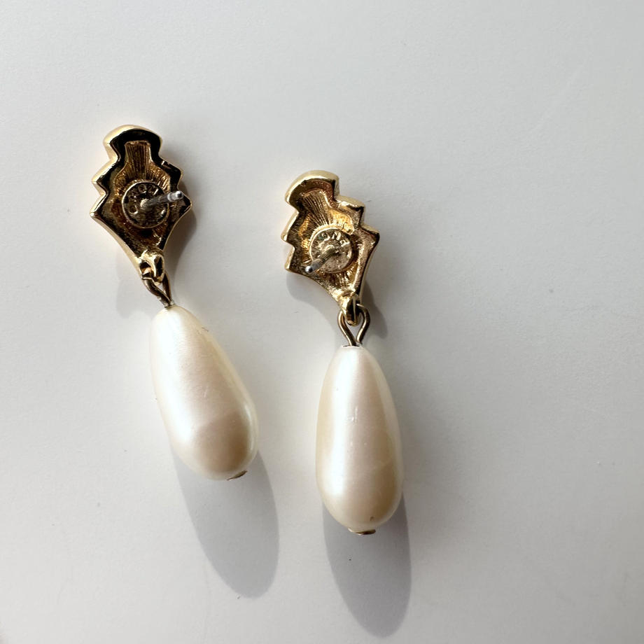 MONET グラスパール ピアス
