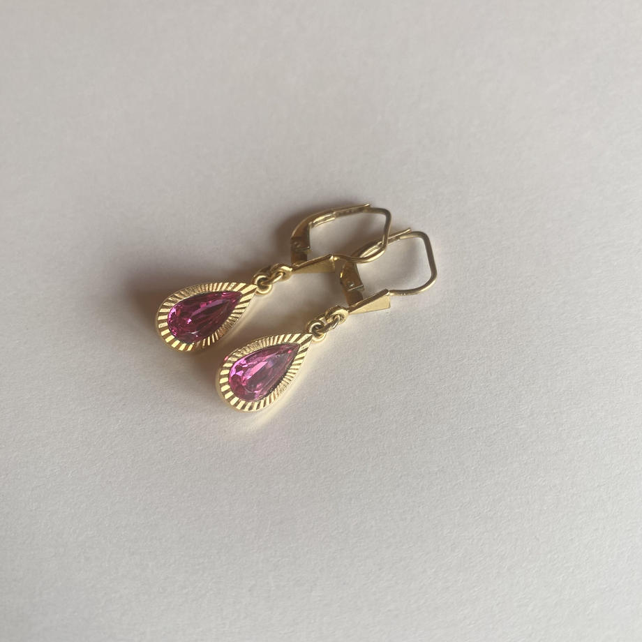 ピンクグラス ゴールド ピアス