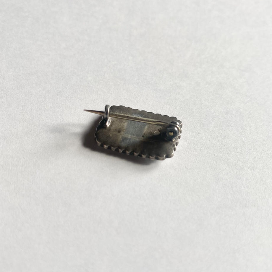 グリーンエナメル レースピン