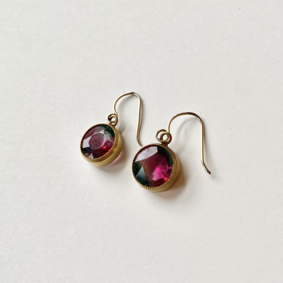ベゼルセット アイリスグラス ピアス