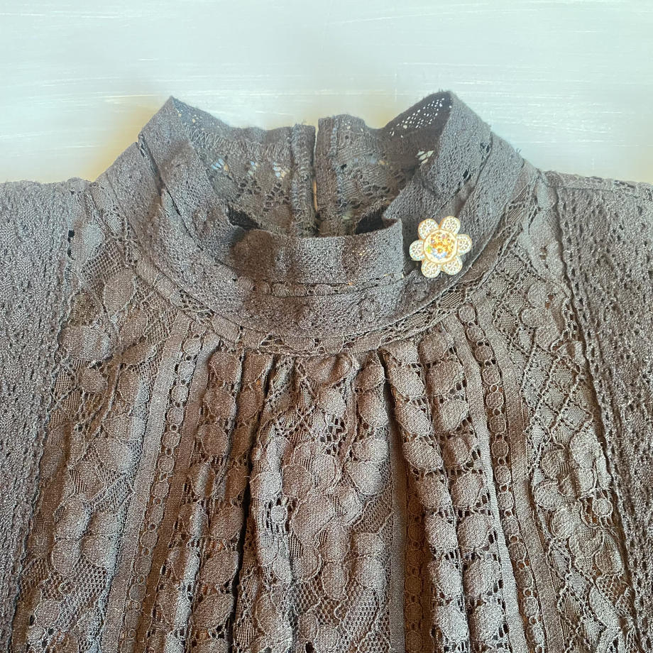 マイクロモザイク フラワーペタル ブローチ