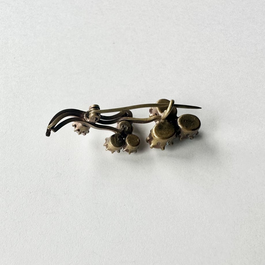 アンティークサフィレット フラワー ブローチ