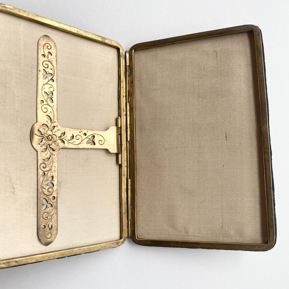 刺繍 カードケース