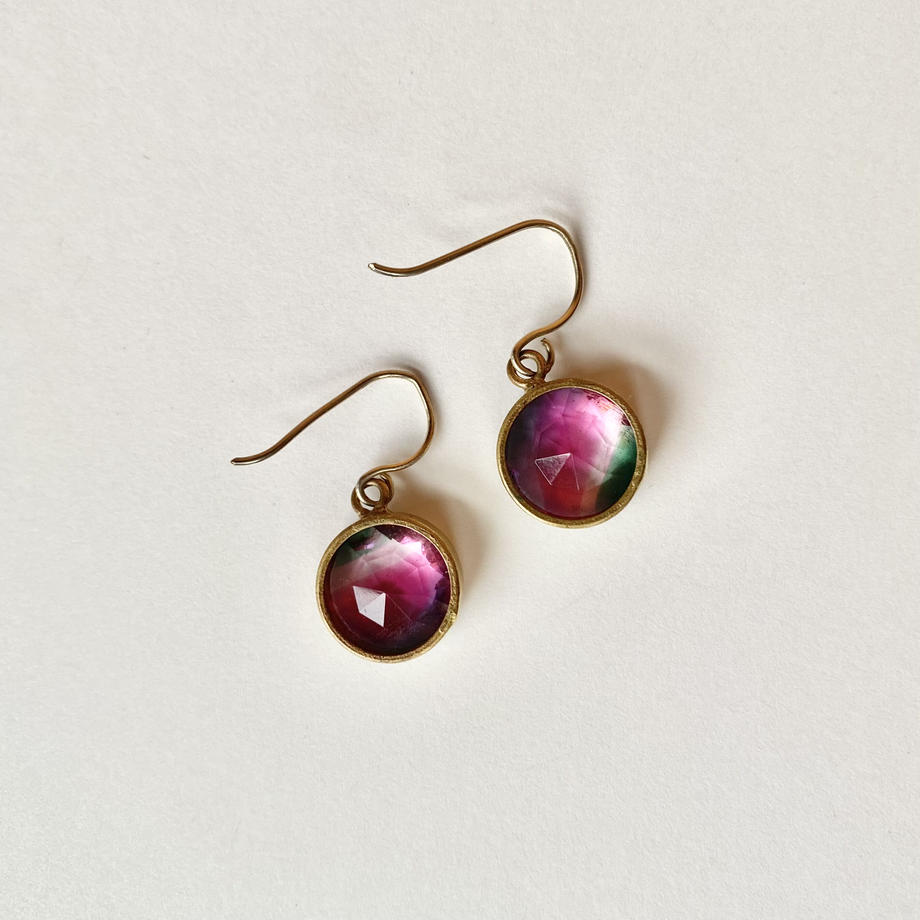 ベゼルセット アイリスグラス ピアス