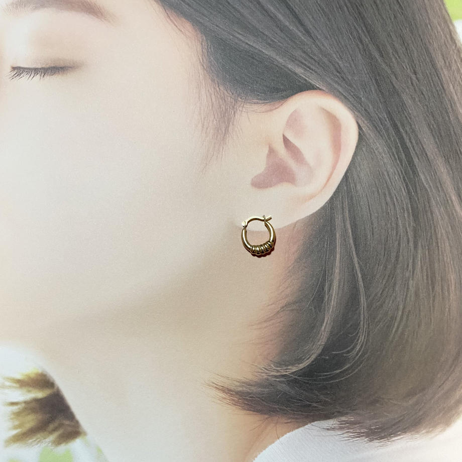 9Kゴールド ミニフープ ピアス