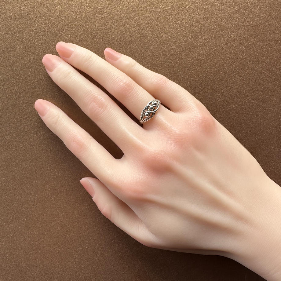 スターリングシルバー ラヴァーズノット&キーパーリング バーミンガム 1978年 12.5号