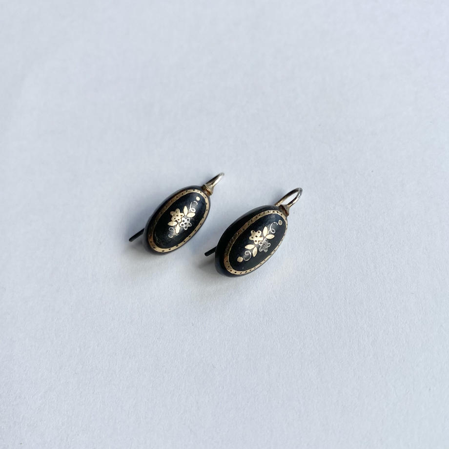 ヴィクトリアン ピクウェ ピアス