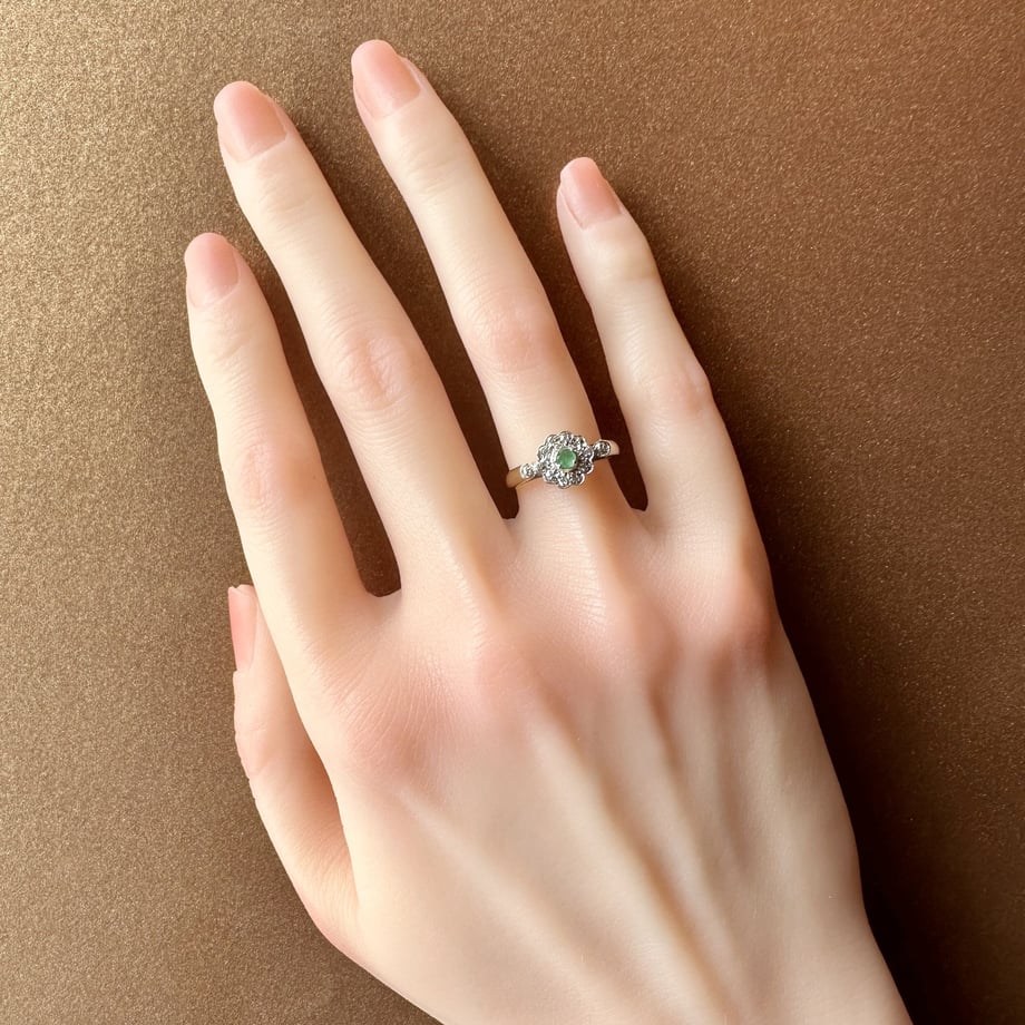 9ctゴールド ダイヤモンド&エメラルドリング 13.5号 1996年(鑑別書付)