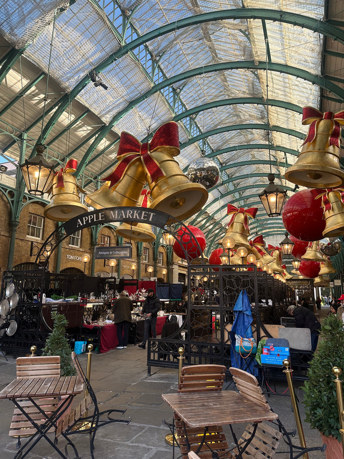 AMELIE ANTIQUE 5th anniversary