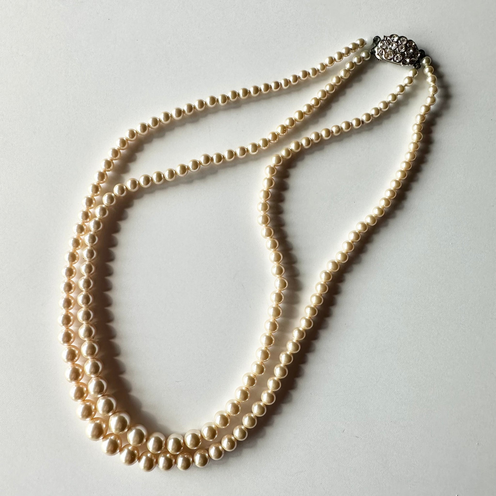 ロータス ダブルストランド シミュレーテッドパール ネックレス オリジナルボックス付き Amelie Antique