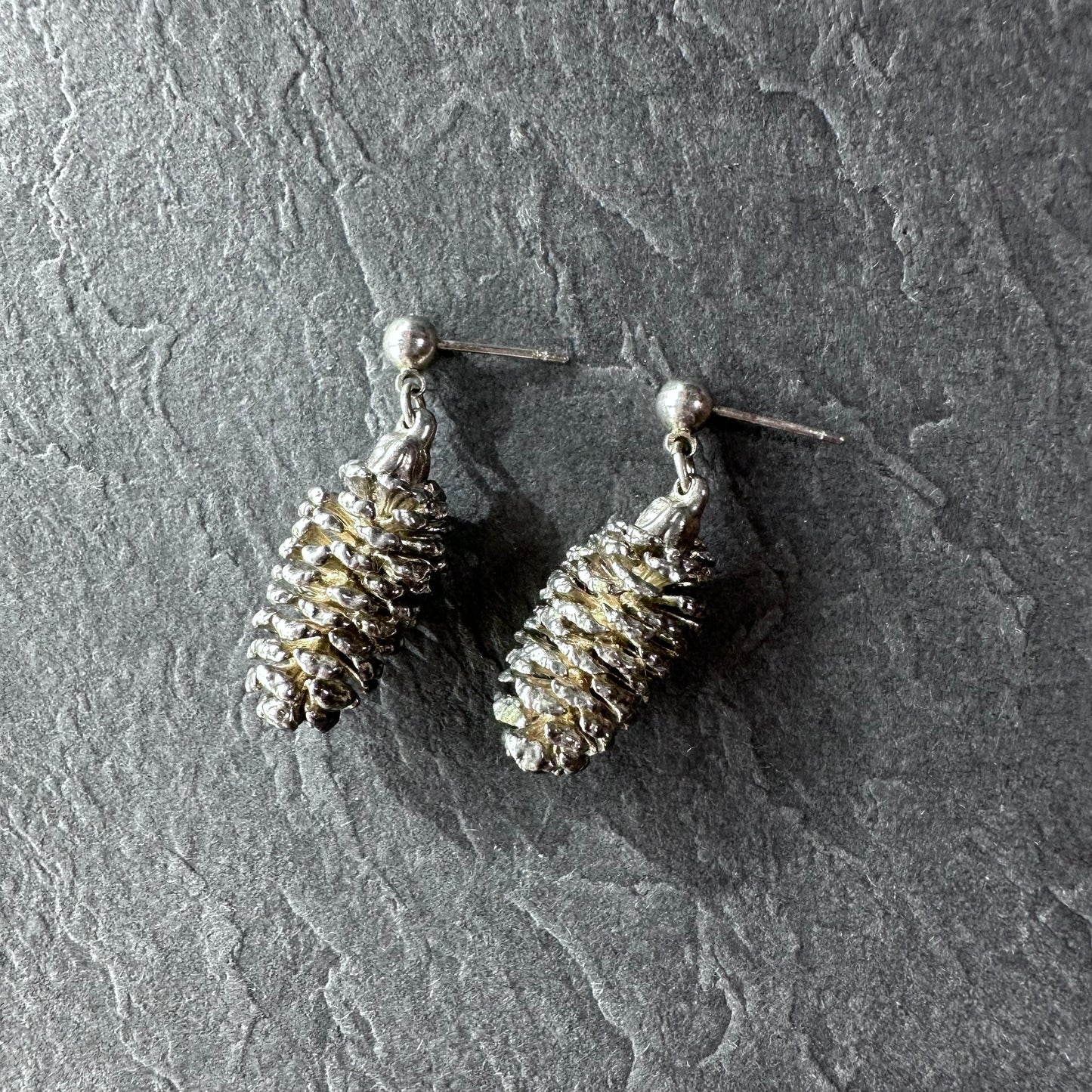 パインコーン ヴィンテージシルバーピアス