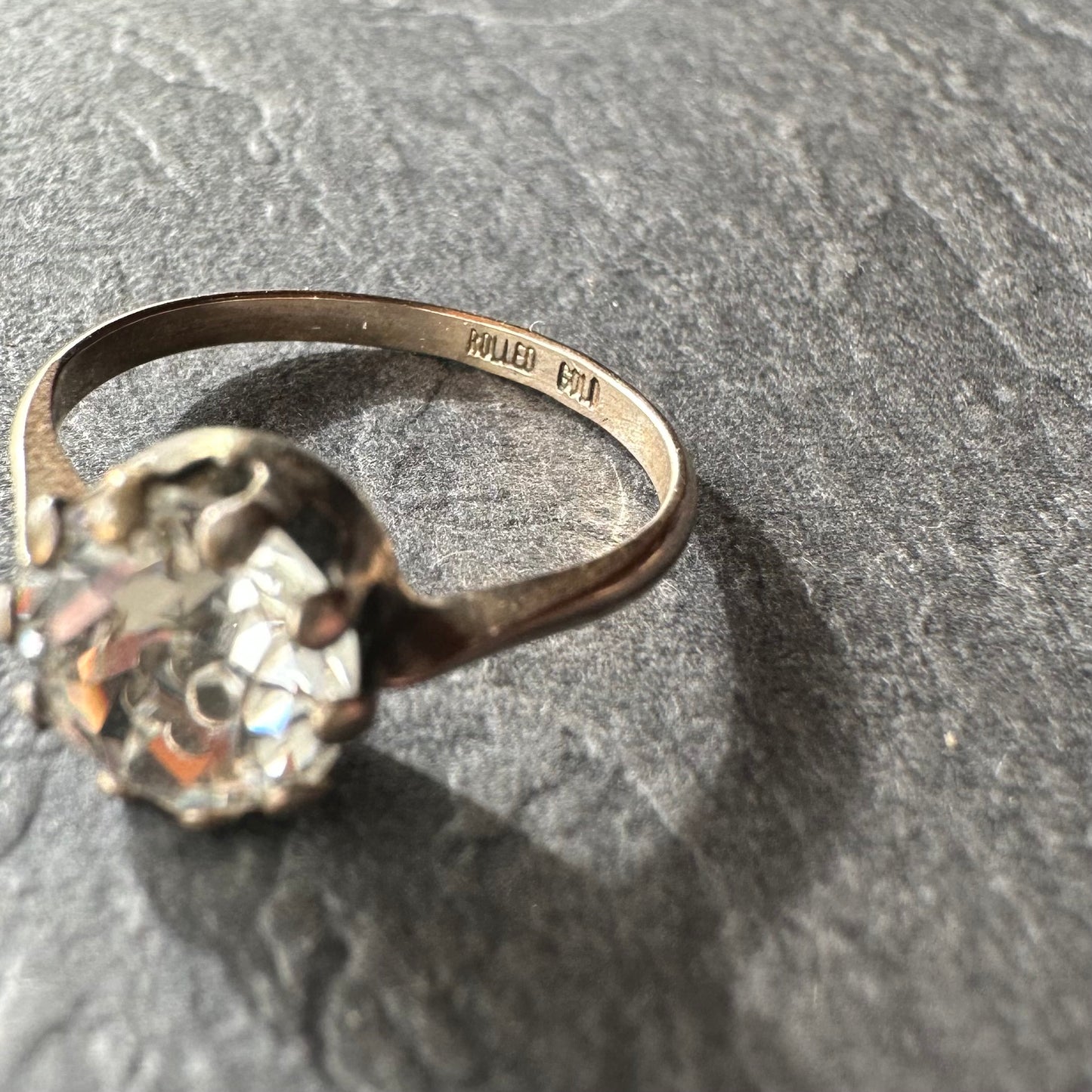 ロールドゴールド クリアグラス ソリティアリング 14.5号