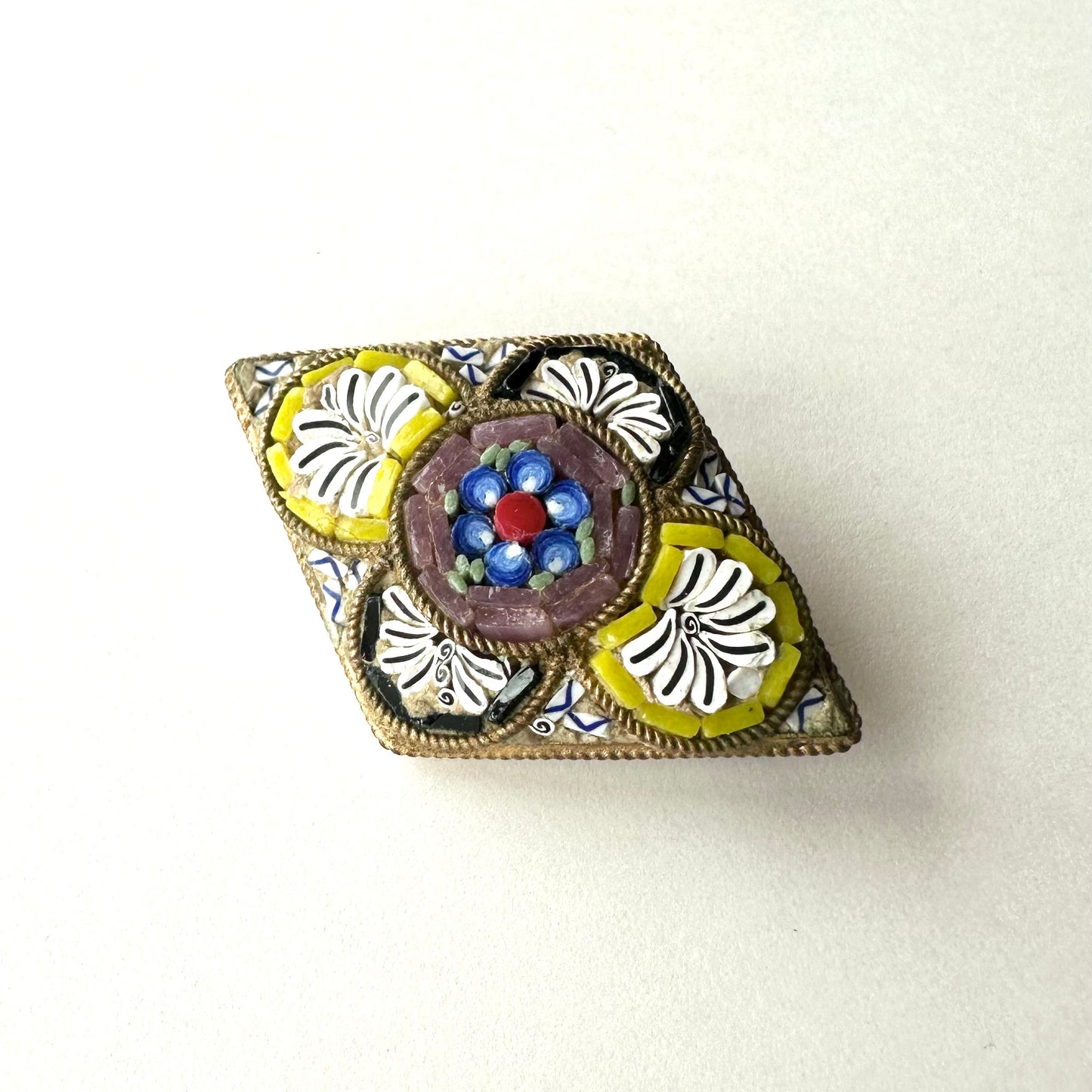 マイクロモザイク イエロー＆グリーン ブローチ