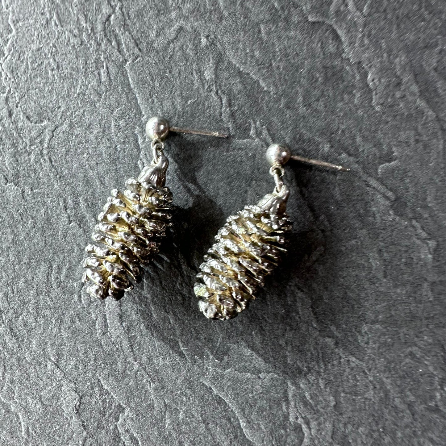 パインコーン ヴィンテージシルバーピアス