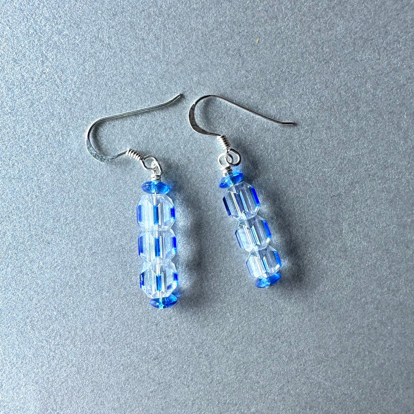 ブルー＆クリア バイカラーグラス ピアス