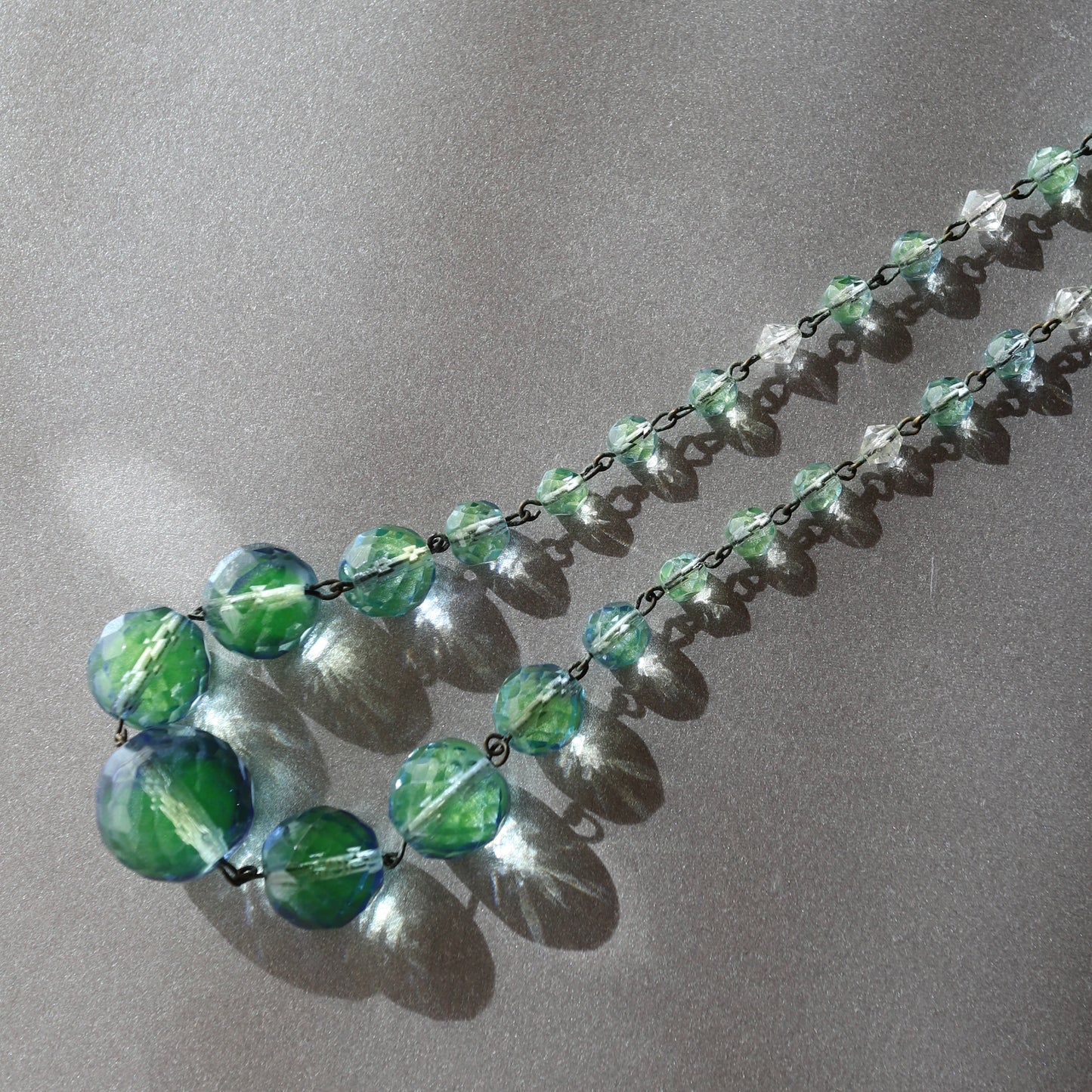 ブルー×グリーン ウラングラス ネックレス