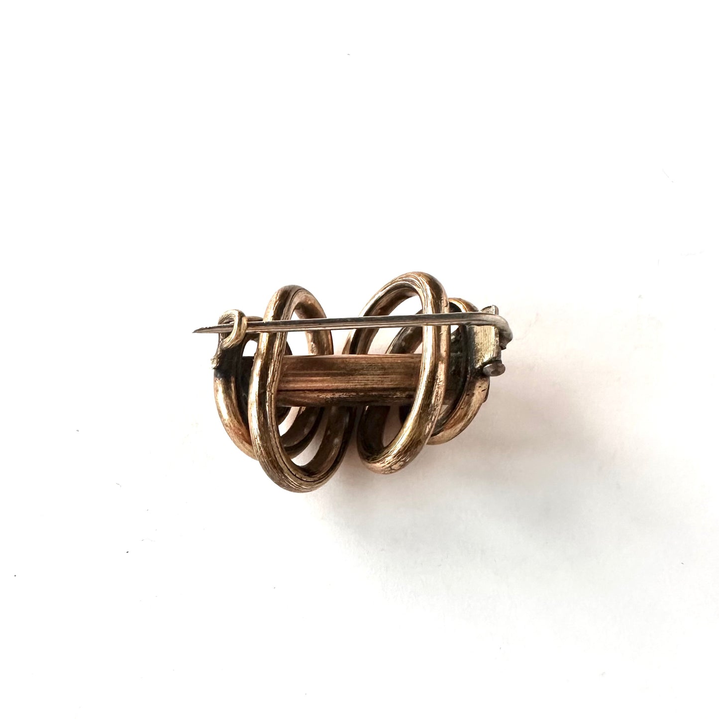 ヴィクトリアン ノット ブローチ